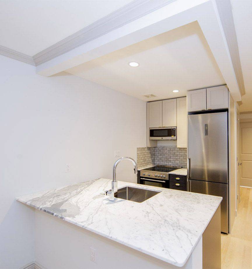 STEPS FROM N.Y.U, ASTOR PLACE,UNION SQUARE,1.5 MONTH FREE RENT AND NO FEE