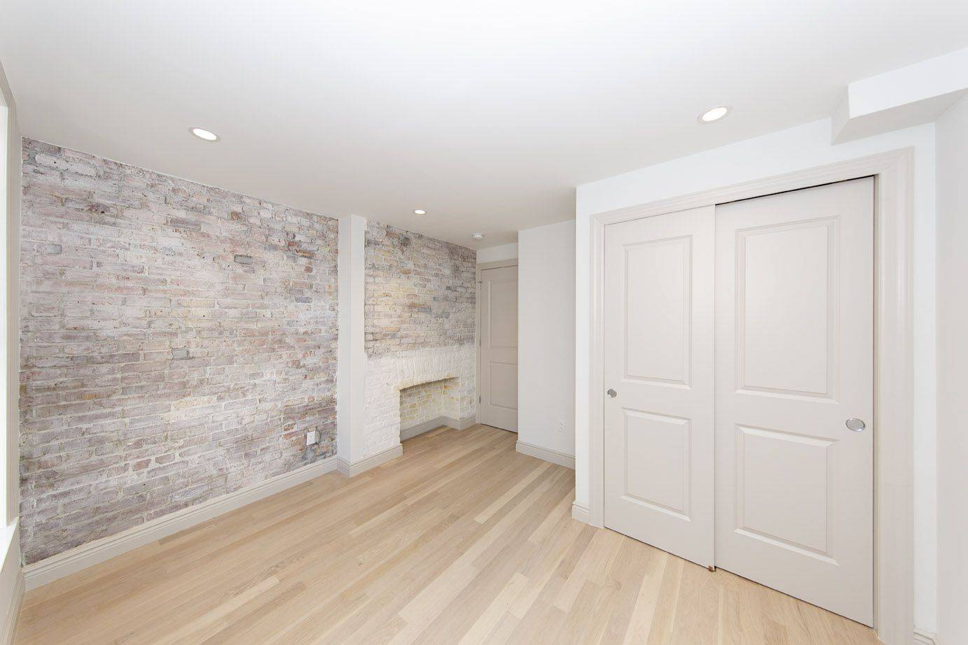 STEPS FROM N.Y.U, ASTOR PLACE,UNION SQUARE,1.5 MONTH FREE RENT AND NO FEE