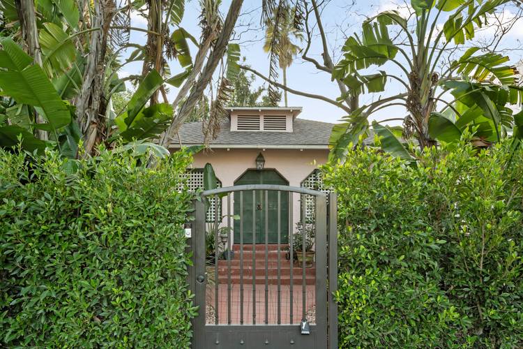 California 2 bed 2 bath Furnished Craftsman bungalow in West Hollywood