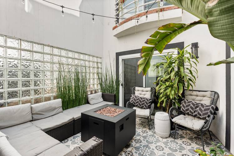 Serene Escape in Santa Monica