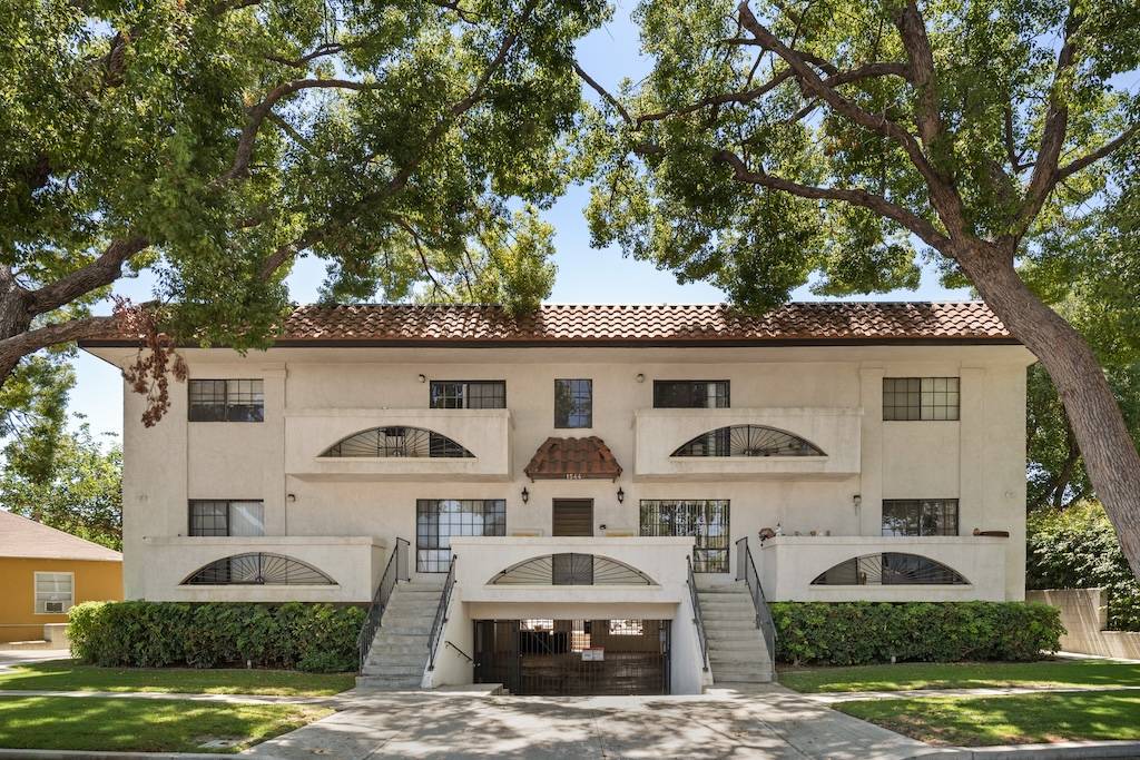 1544 N Edison Boulevard, Burbank, CA 91505