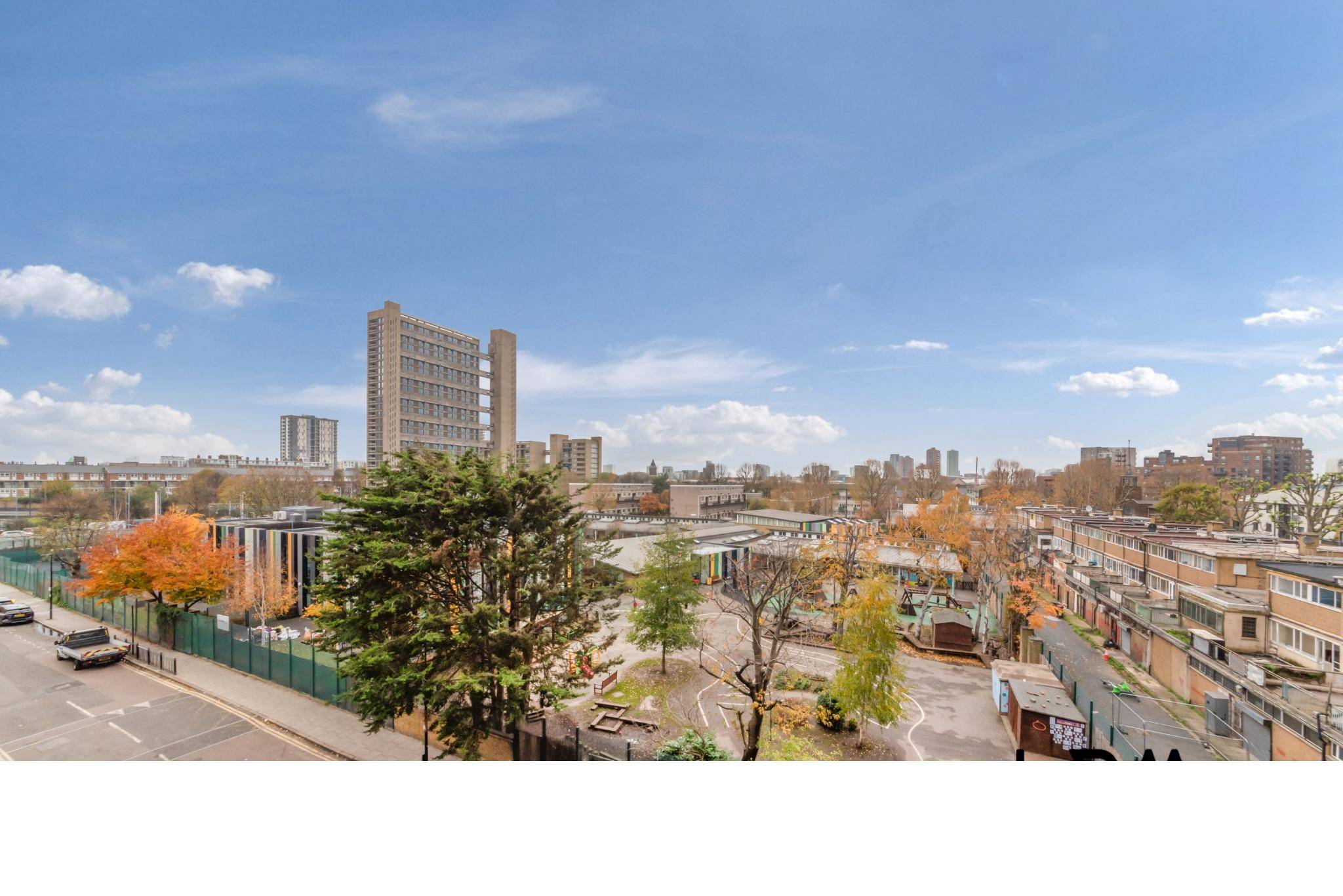Stylish East London Living | Large 1-Bedroom in Oxbow Development