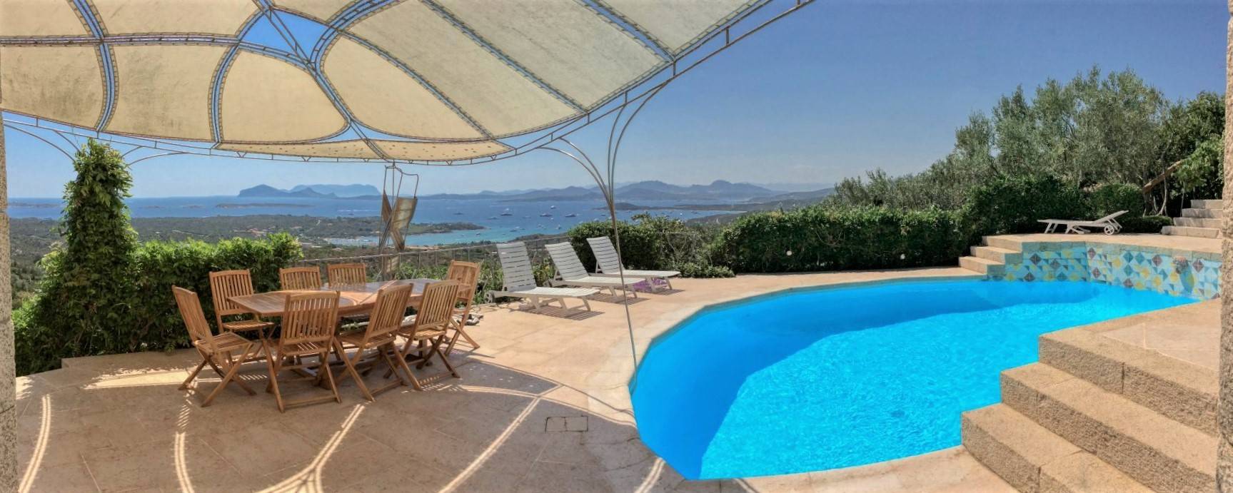 CHARMING VILLA AT PEVERO GOLF, COSTA SMERALDA