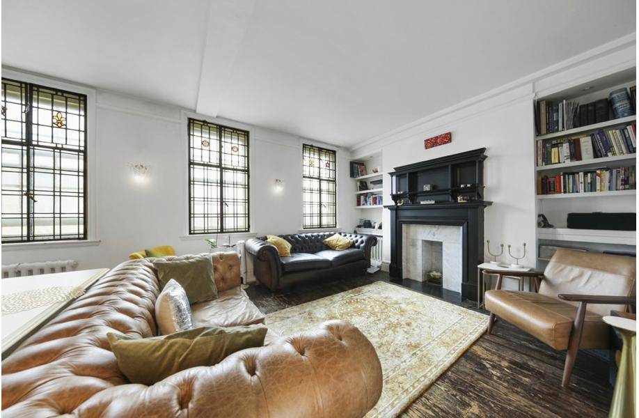 STUNNING 4 BEDROOM ON BAKER ST