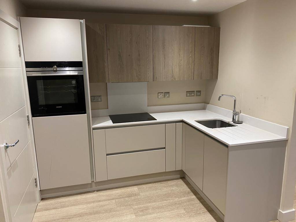 “High-Spec Studio Apartment Near Cambridge North Station – Ideal Investment or First-Time Purchase”