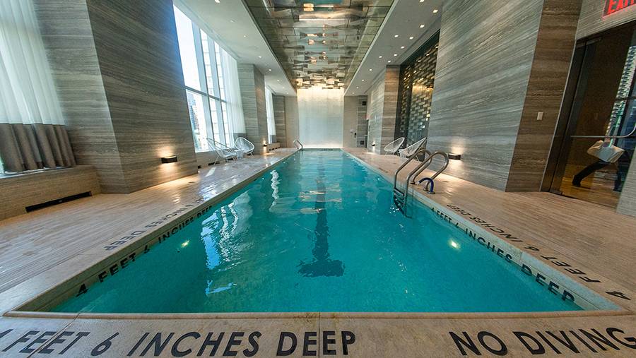 **NO FEE** LUXURY MIDTOWN West  2BED  / 2BATH . 24HR DOORMAN SPECTACULAR AMENETIES @ GREAT LOCATION .