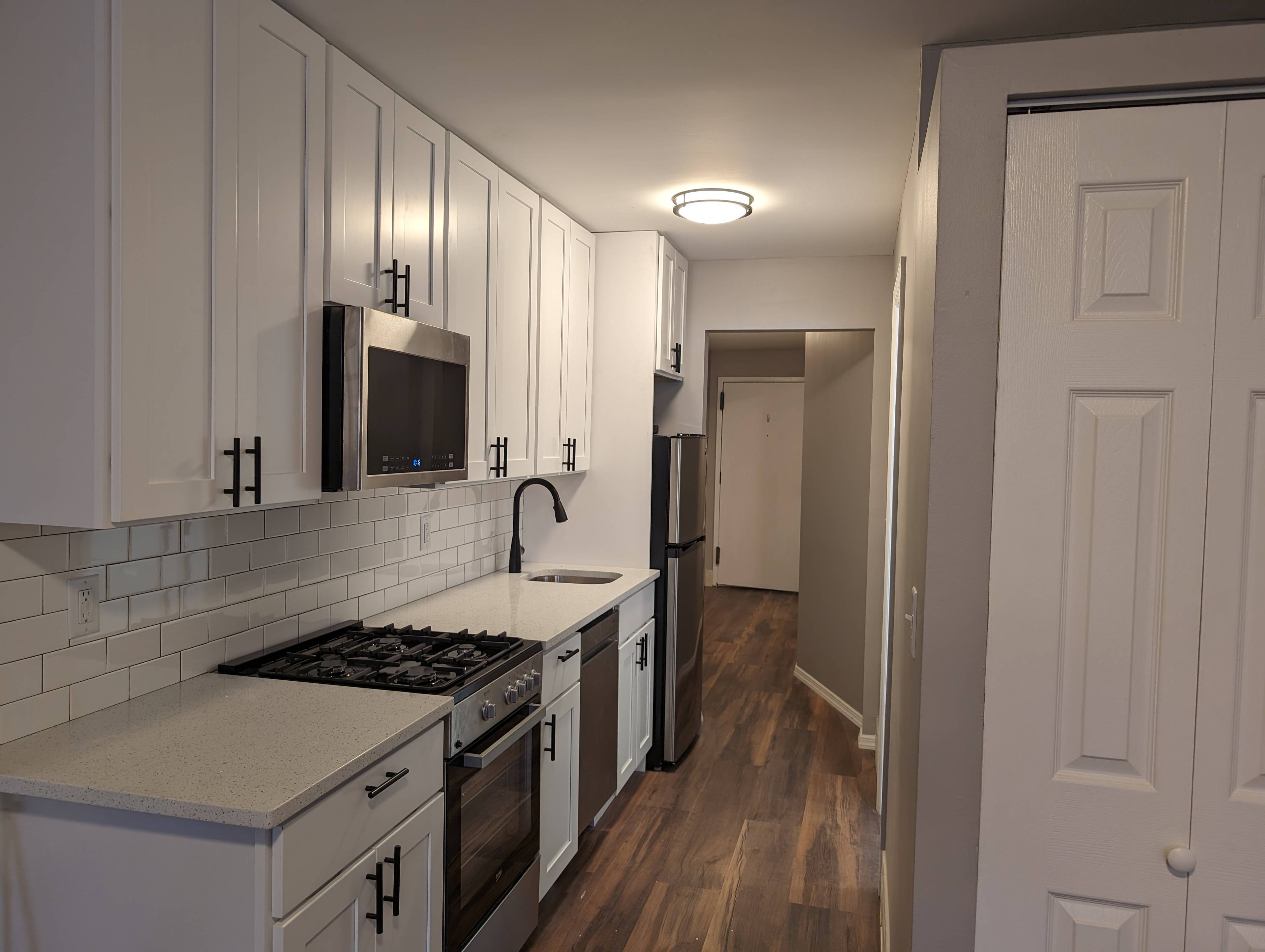 Beautiful 1 Bed in Journal Sqaure