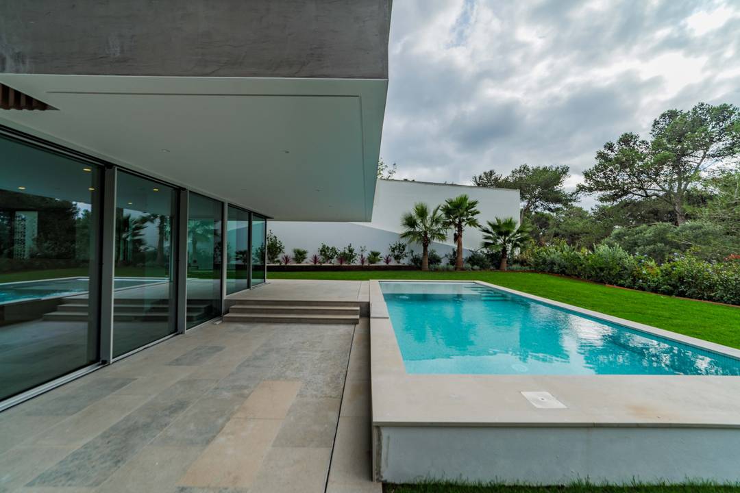 Country Living - Luxurious Duplex in Prime Cascais