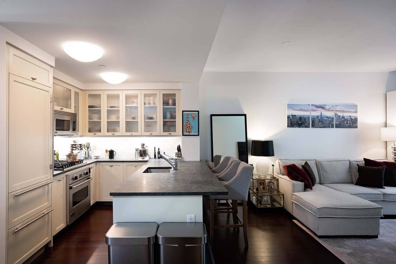 Spacious 1 Bedroom for Rent at The Rushmore | UWS