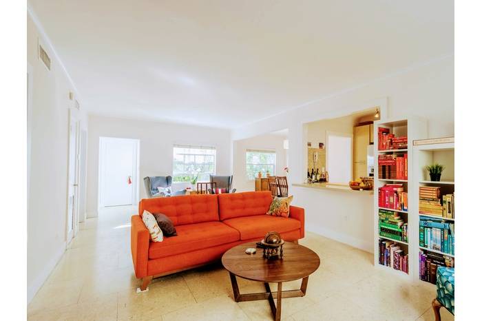 Miami Beach - Renovated Condo