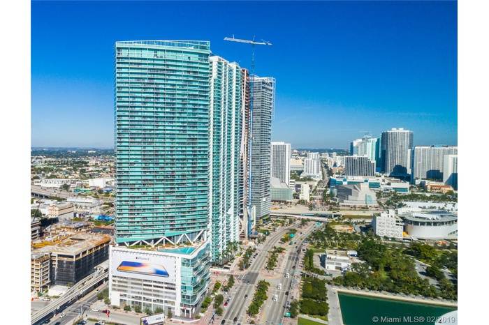 Miami Downtown Condo with Magnificent Miami Bay/city View