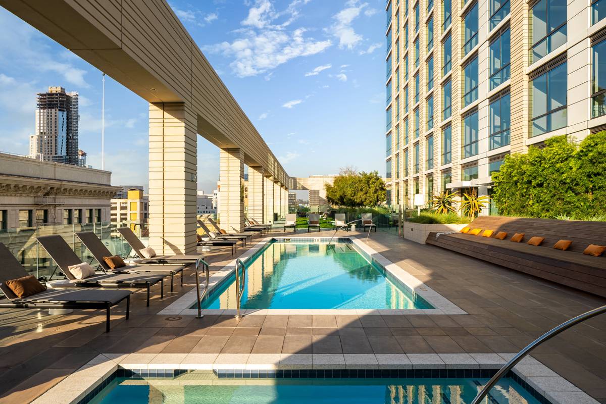 Stunning DTLA Corner Condo
