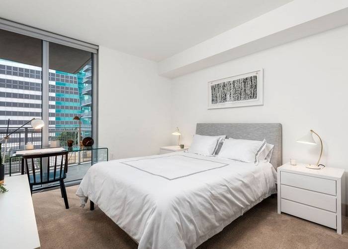 6 Weeks RENT FREE | Classy 2 bed/2 bath Apartment | Downtown Miami