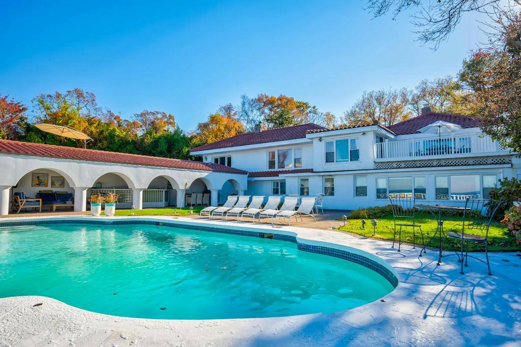 Unparalleled, Breathtaking Views Of The Long Island Sound