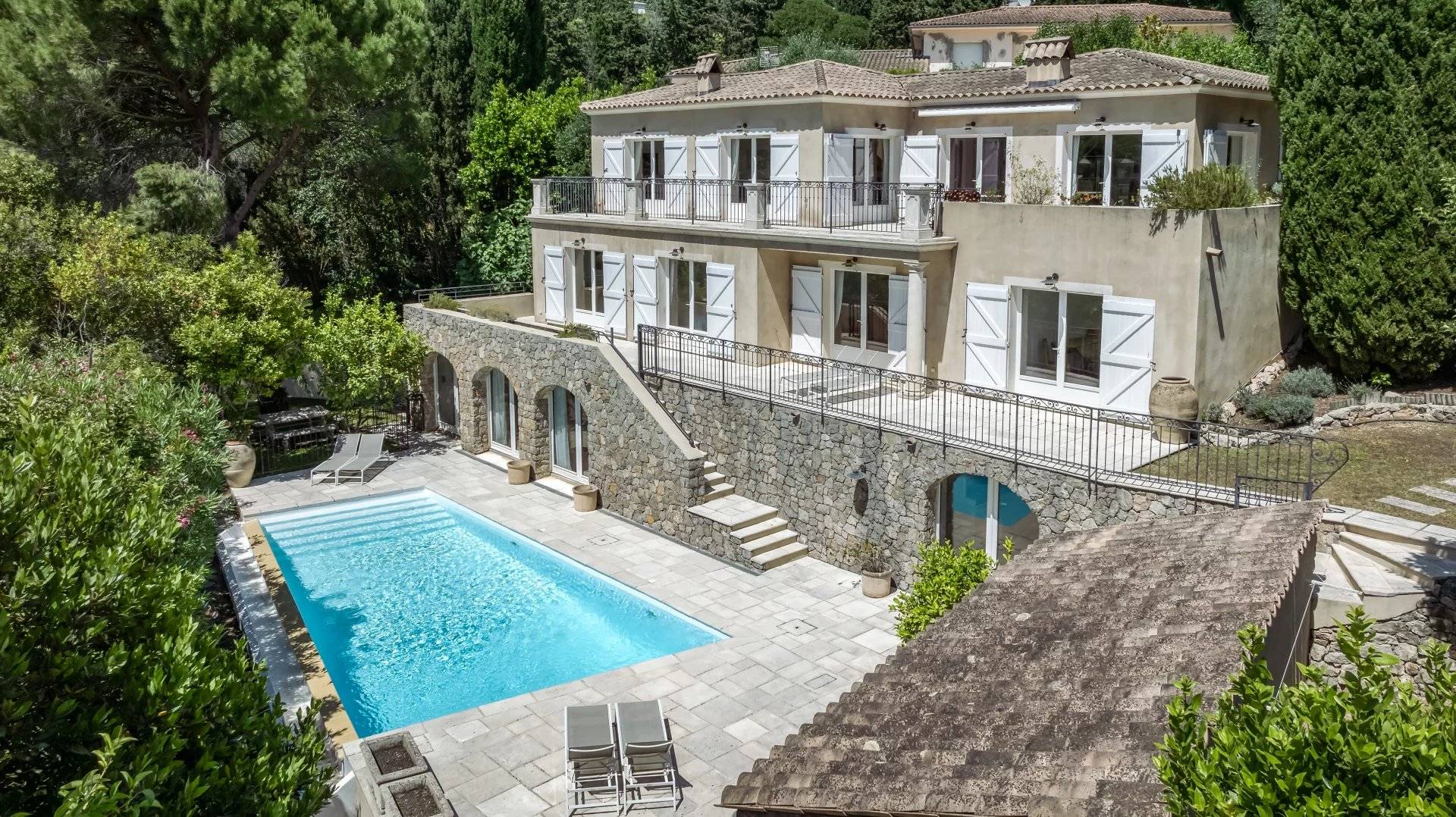 Luxury Villa in the heart of Mougins - Co Exclusive