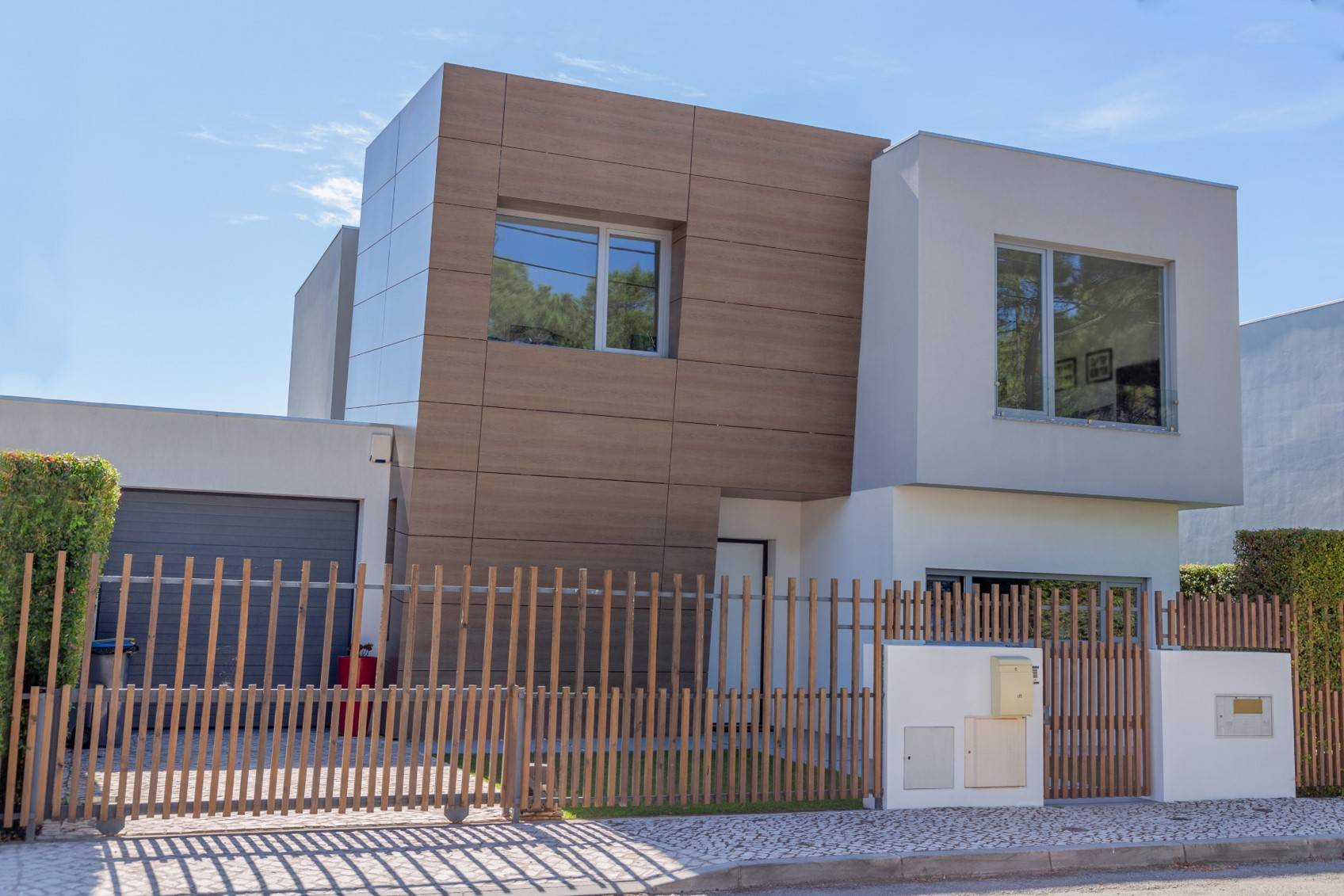 Four Bedroom Villa in Aroeira Village