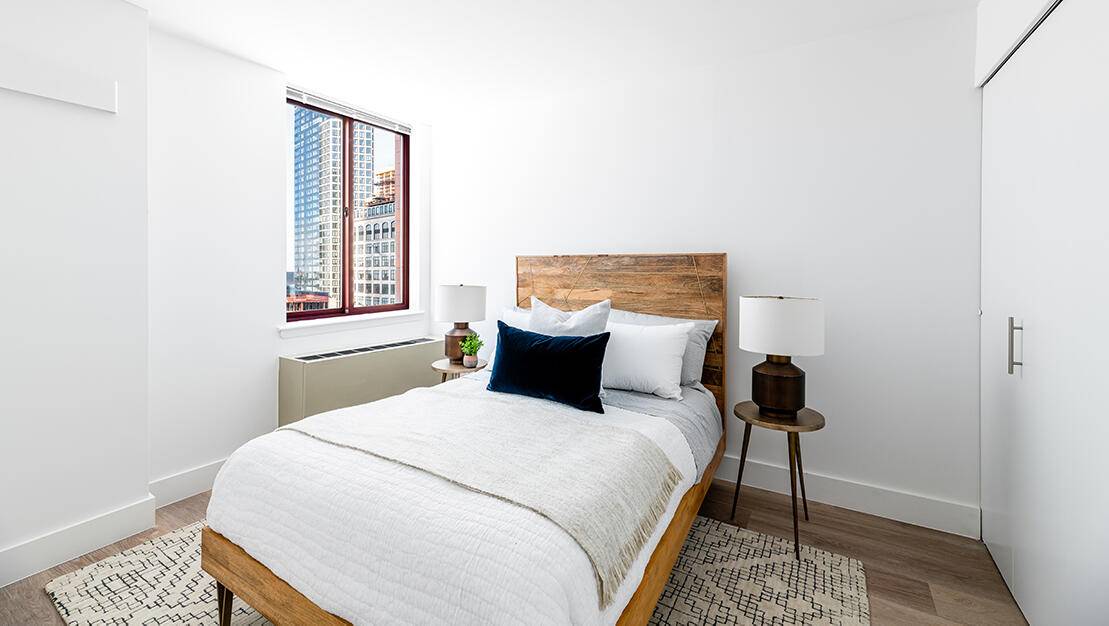 One Bedroom Duplex - Clinton - No Fee