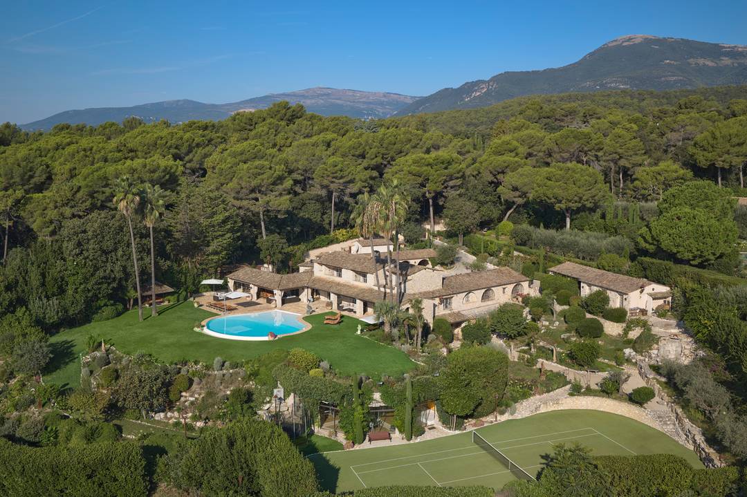 Provençal Masterpiece with Sea Views & F1 Legacy