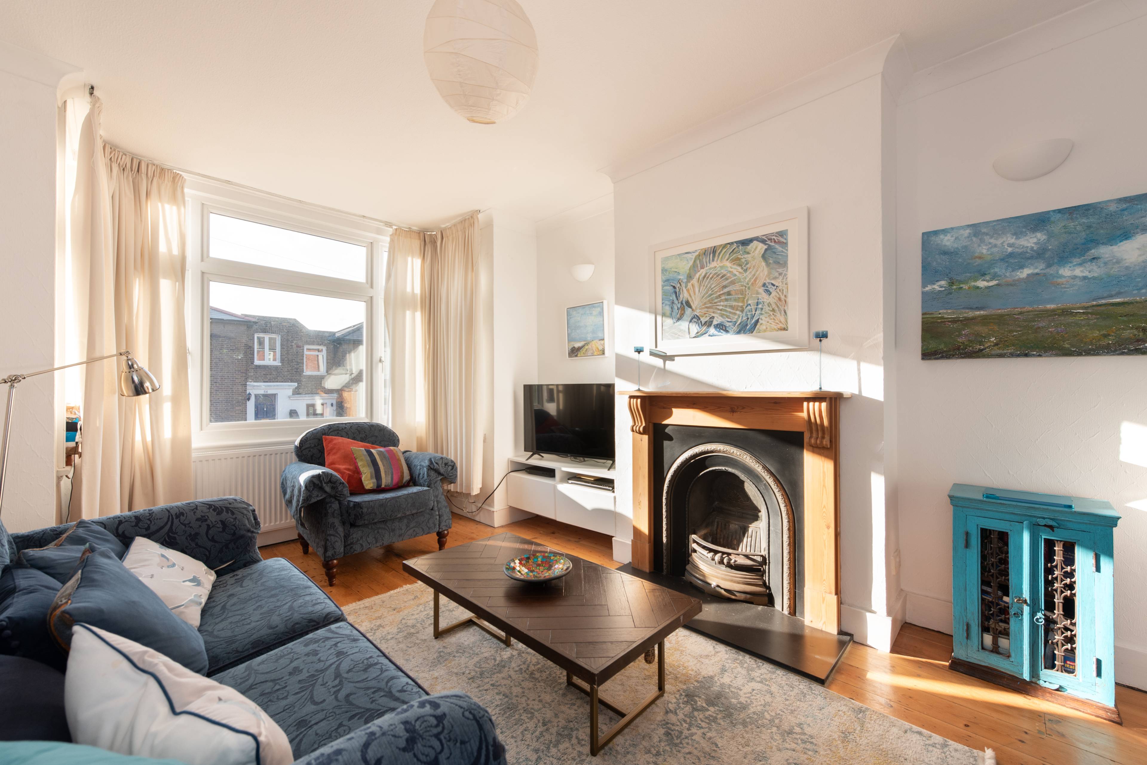 Quaint 2-Bedroom Home in Shooter's Hill, Greenwich