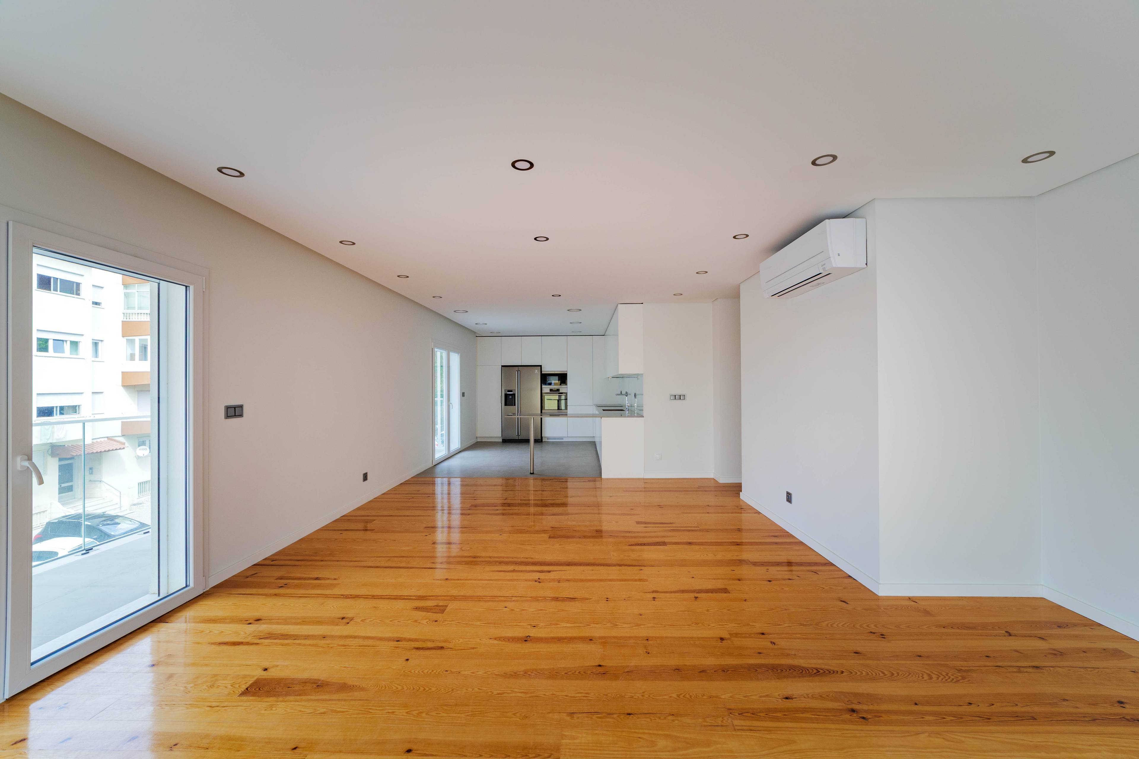 Estoril Apartment | Close to International Schools | 10min walk To Beach |
