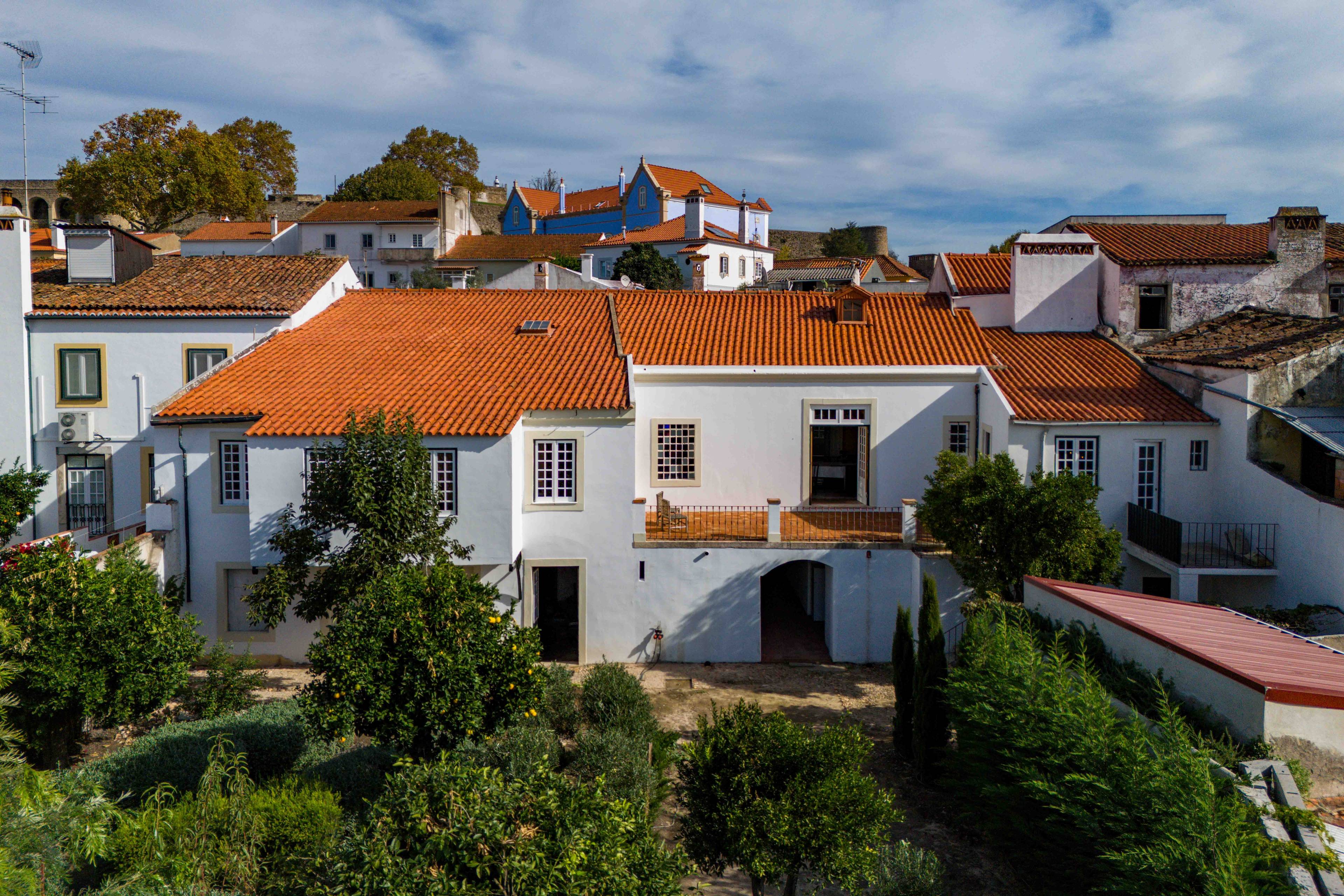 Fully restored and delicately refurbished 19th century mansion in the heart of Abrantes