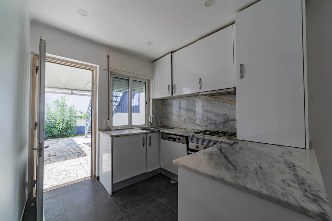 Oportunidade Perto De Lisboa | Investment Opportunity near Lisbon