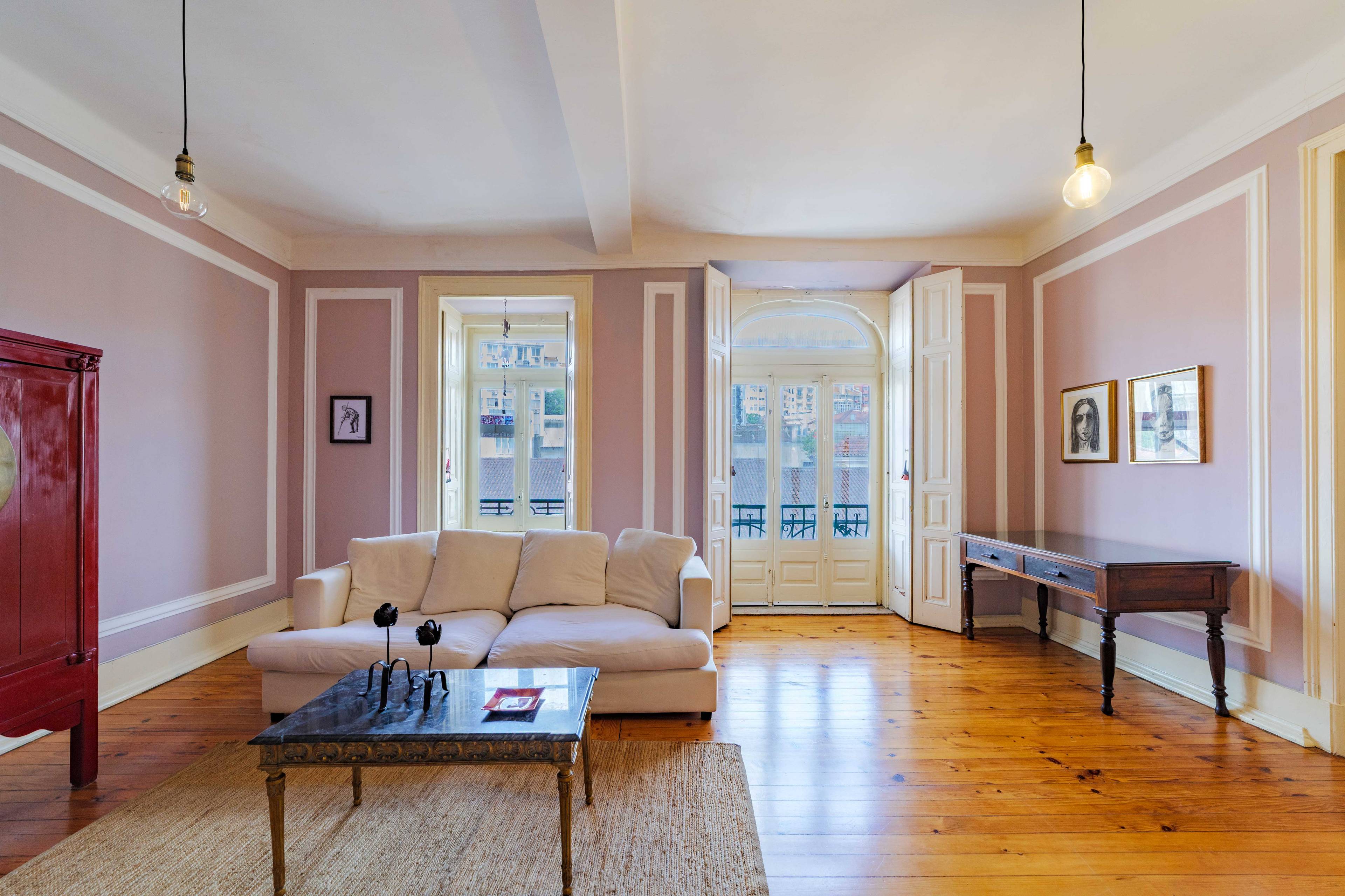 Charming 5 bedroom apartment near Avenida da Liberdade