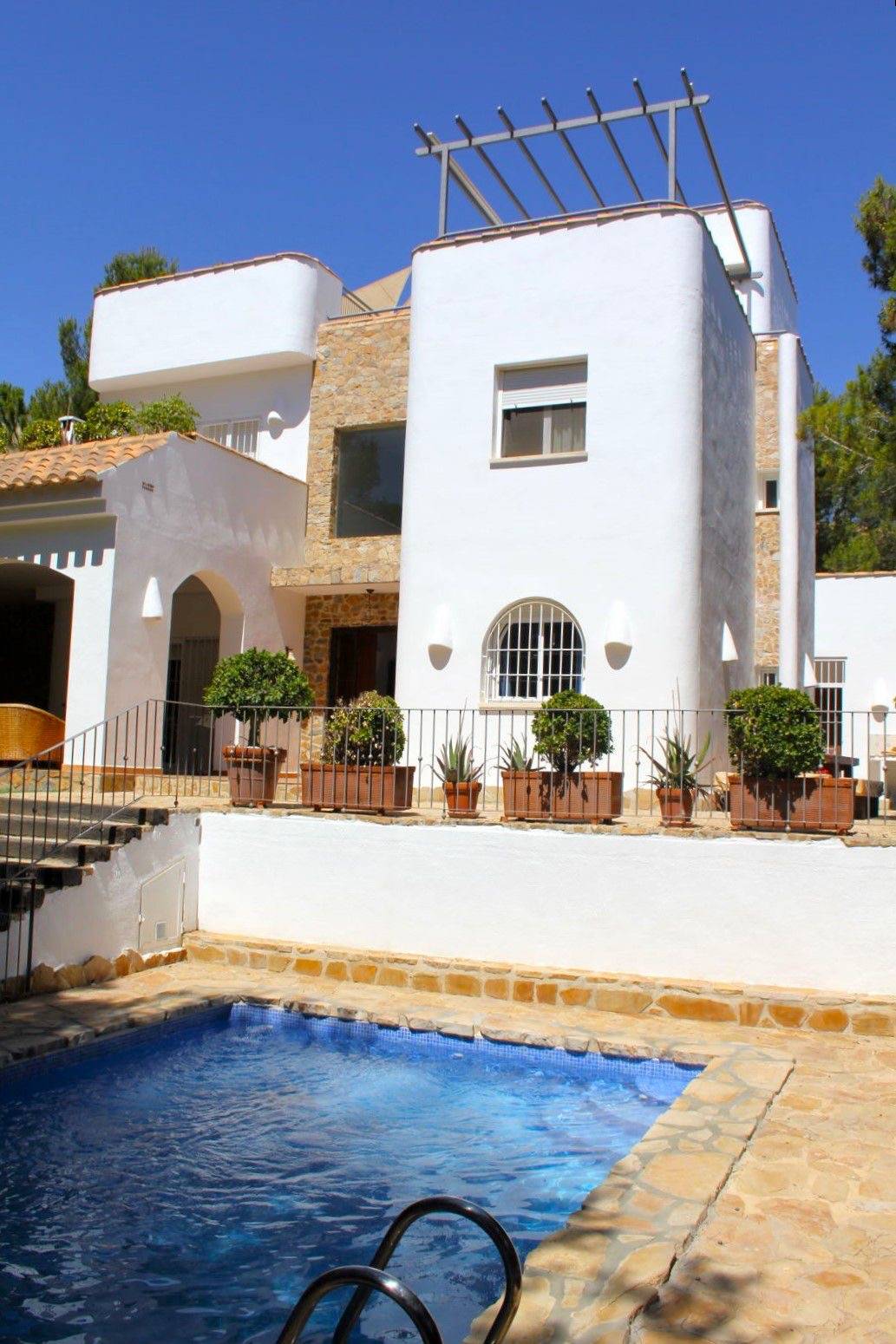 Luxury Ibiza-Style Villa Just 250m from the Beach – Dehesa de Campoamor