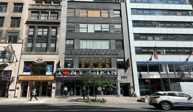 3rd FLOOR RETAIL SPACE ON 5th AVENUE - near Rockefeller Center