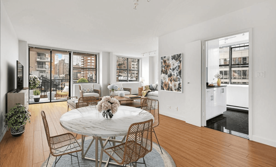 30th Floor! Stunning Large 2 bed/ 2 bath With a Private Balcony. 2 Months Free!