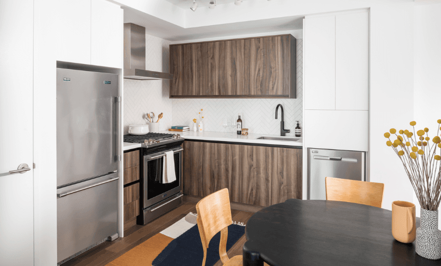No Fee, 2BD/2BA Apartment in Luxury Greenpoint Building, 2 Months Free