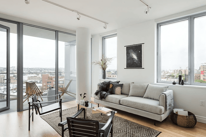No Fee, Spacious 2BR/1BA, Sun Drenched Apartment, 3 Months Free