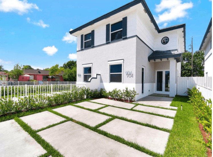 MIAMI | TOWNHOME | 4BED/4BATH | 1,810 SF