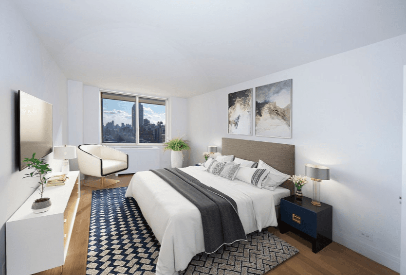 Large luxury no fee Convertible 3 bed, 2.5 bath with great light and fireplace in the UWS