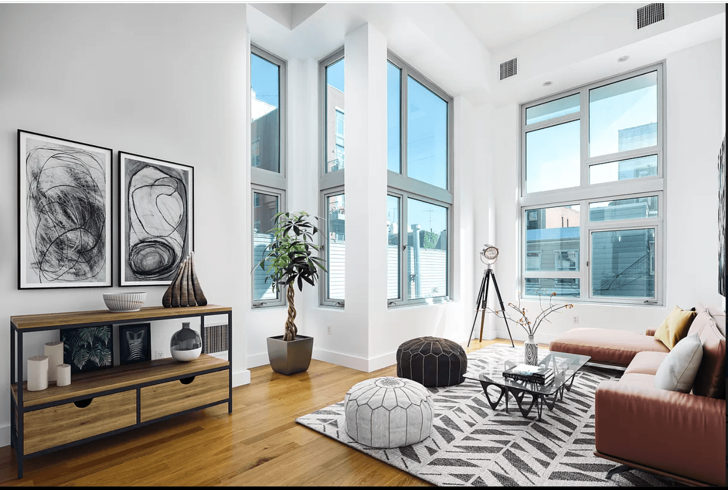 STUNNY  LOFT  1 BED ROOM WITH 14,5 FEET HIGH CEILING
