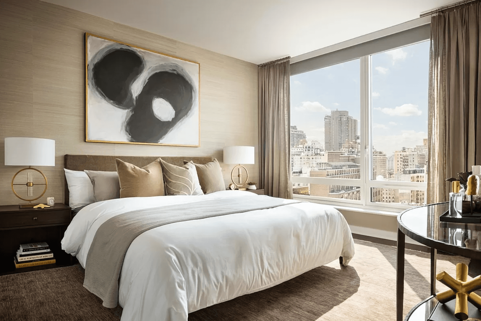 2 Bedroom, 2 Bathroom Apartment in Gorgeous Upper East Side Building