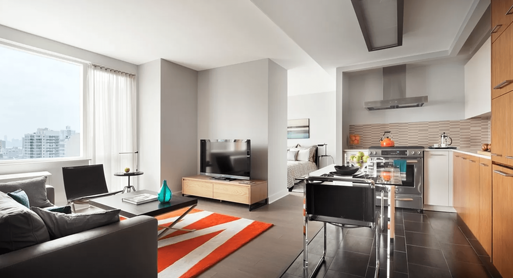 Hell's Kitchen Alcove Studio, 44,000sqft of amenities, W/D in Unit