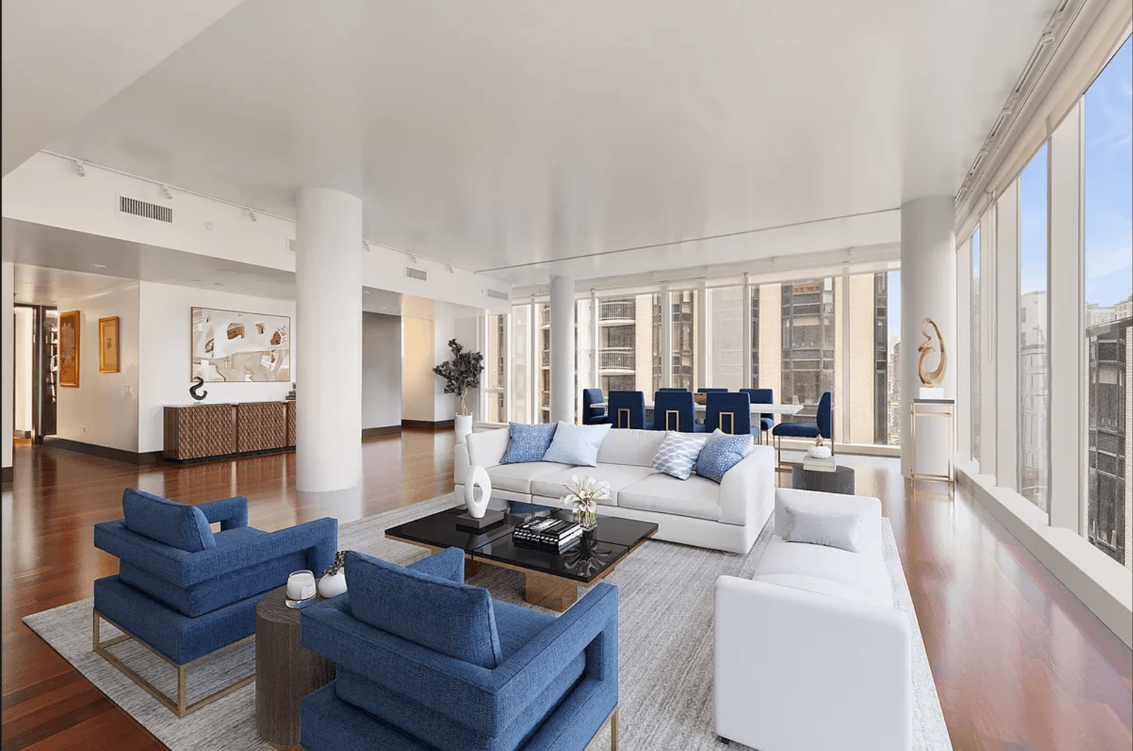 Panoramic Upper East Side 3 Bedroom + Terrace in Premier Condo Building