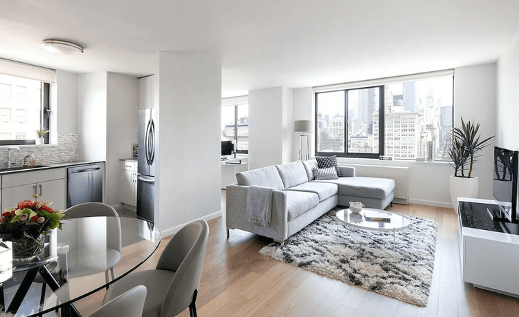 FABULOUS 2BED/2BATHS IN LUXURY GREENWICH VILLAGE BUILDING, WITH STUNNING UNION SQUARE PARK VIEWS