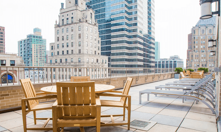 3 Beds/2 Bath in Luxury Amenity Filled Financial District Building/Flex 5