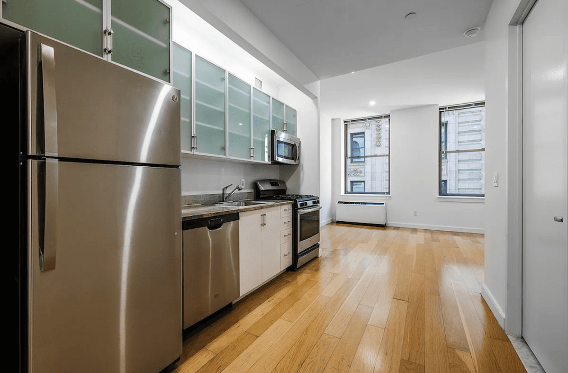 SENSATIONAL FINANCIAL DISTRICT ALCOVE STUDIO