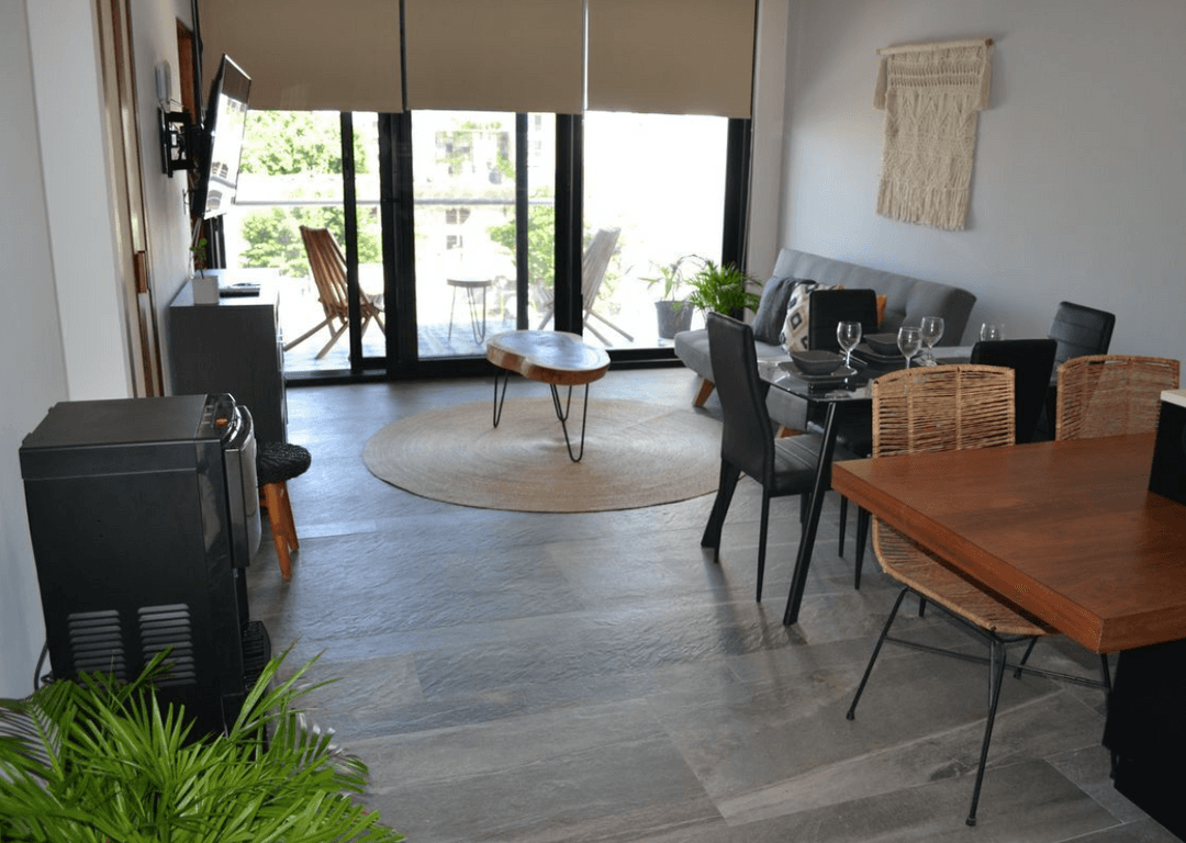 2 Bedrooms in Acento 2 blocks from the beach in Playa del Carmen