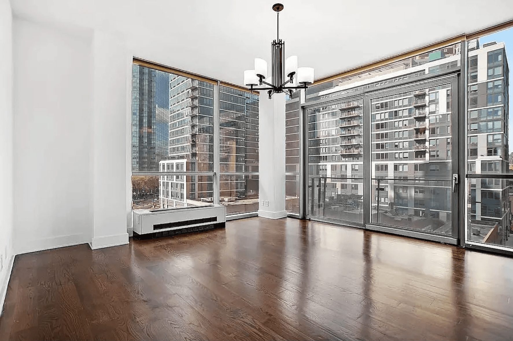 Best corner 2 bedroom layout in Court Square LIC - Over 1000sf & floor to ceiling windows