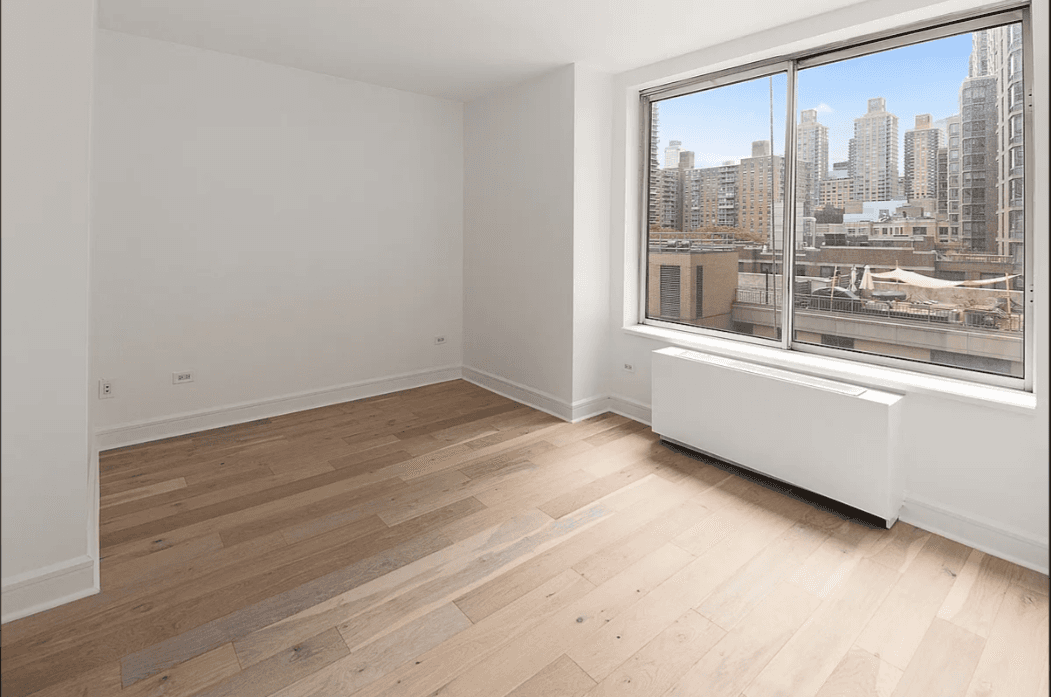 Coner 1bedrrom at 200 Riverside Blvd.