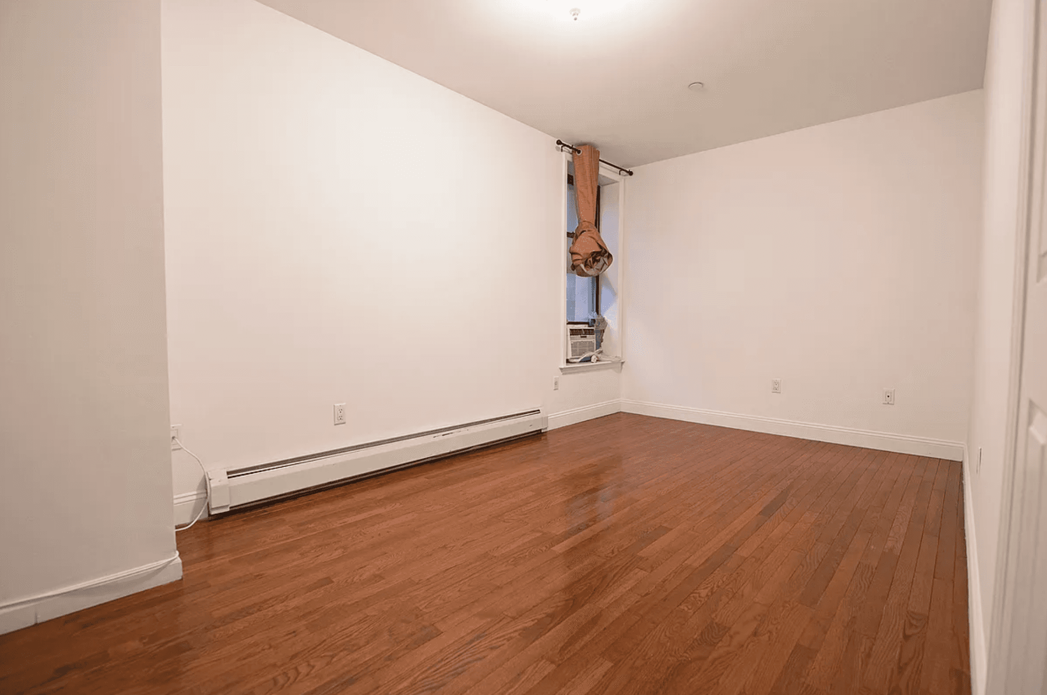 Spacious Fidi One Bedroom Apartment