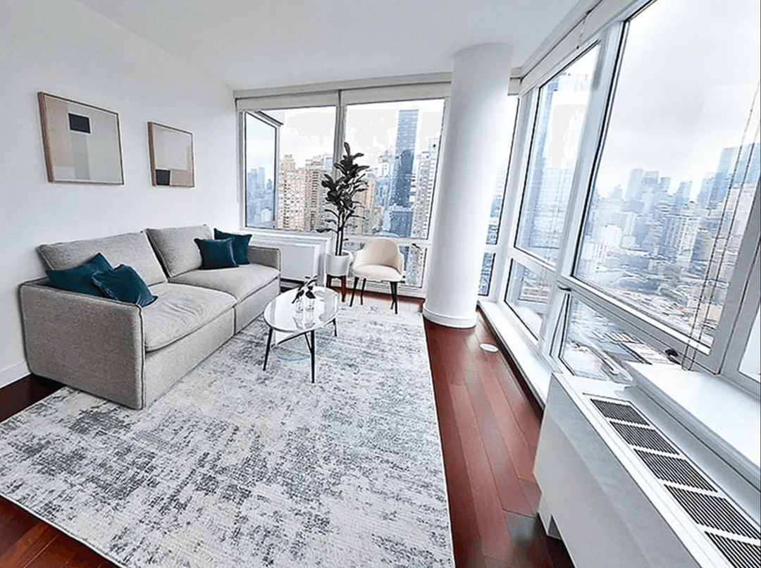 Breathtaking Hudson Yards Two Bed Apartment