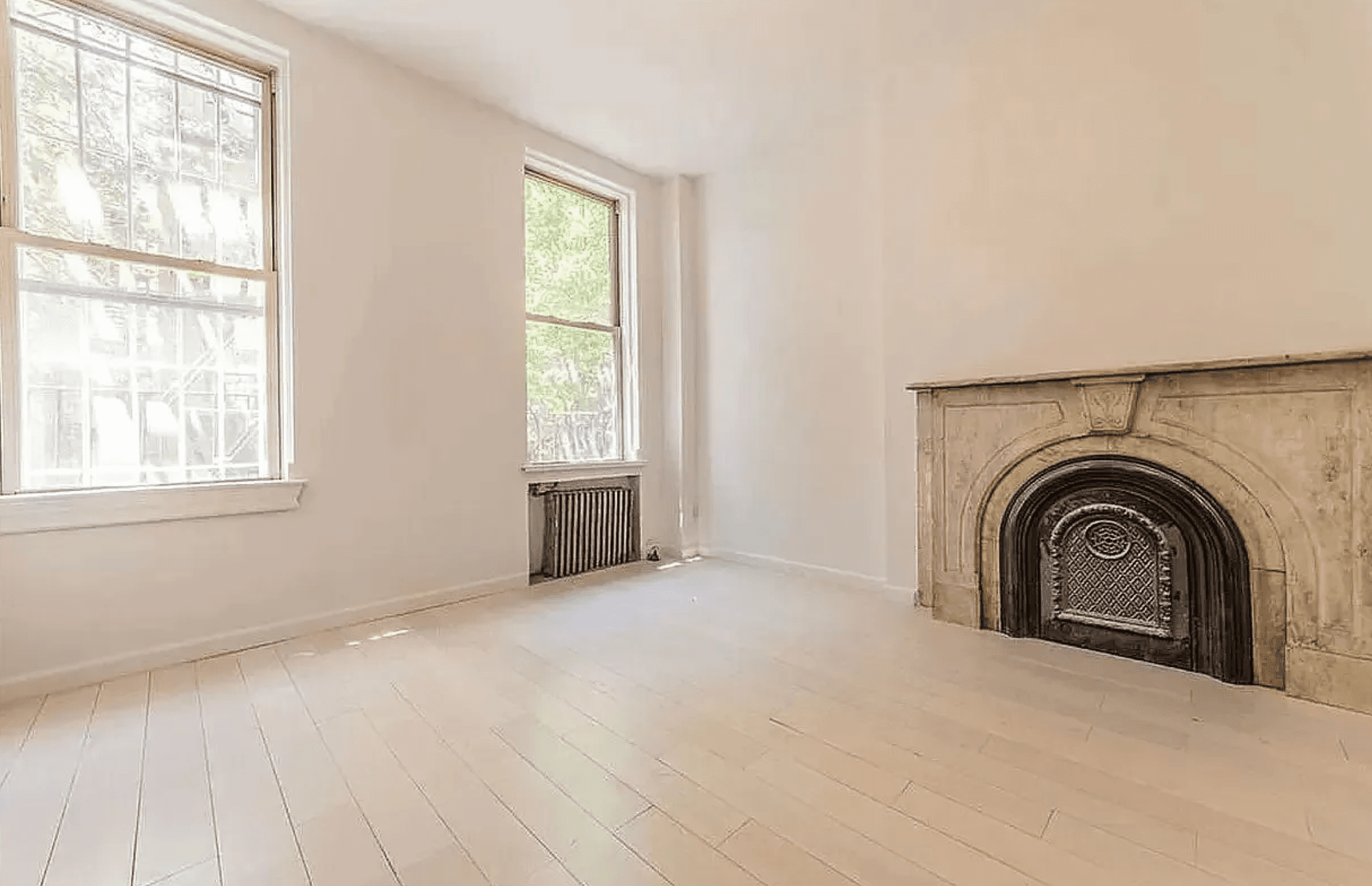 Spacious East Village 4 Bedroom Apartment