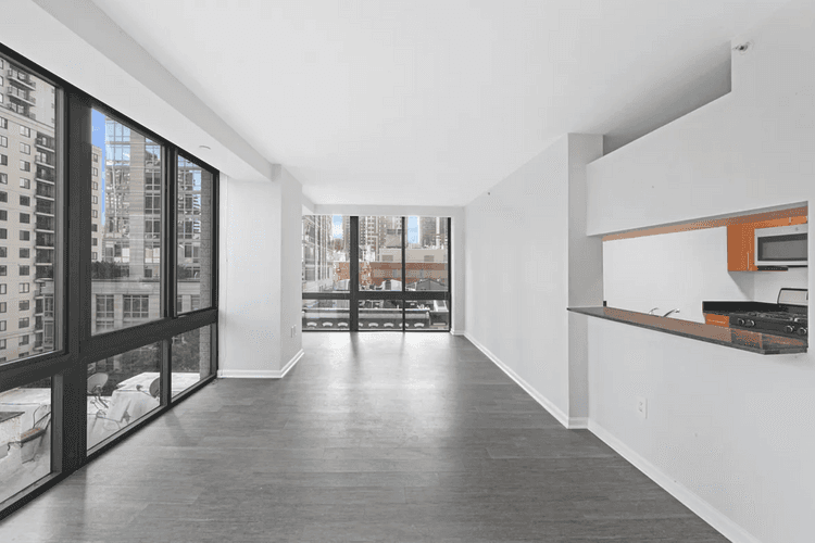 Bright and Open Upper East Side Apartment