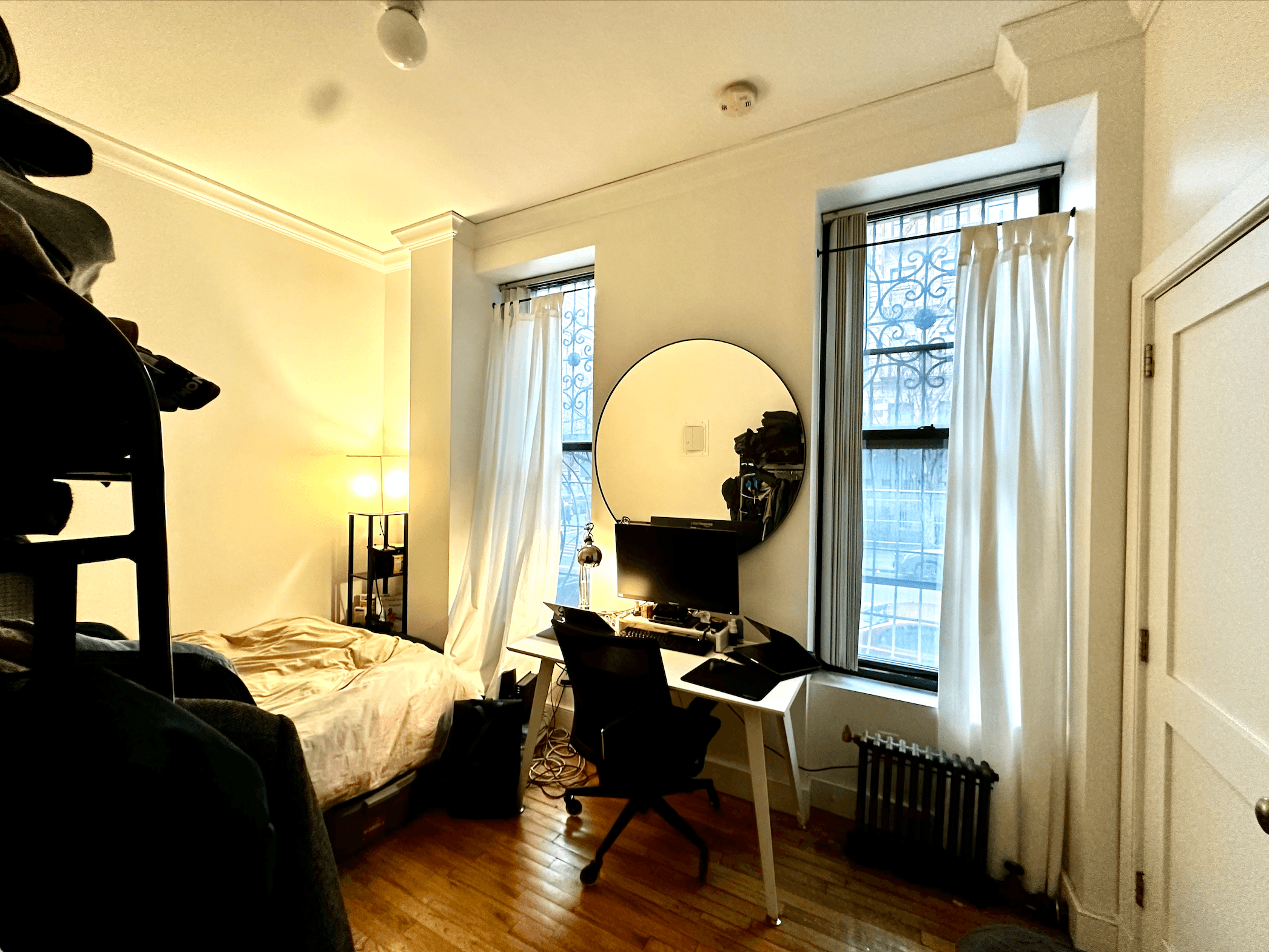 Renovated Studio Apt in South Harlem