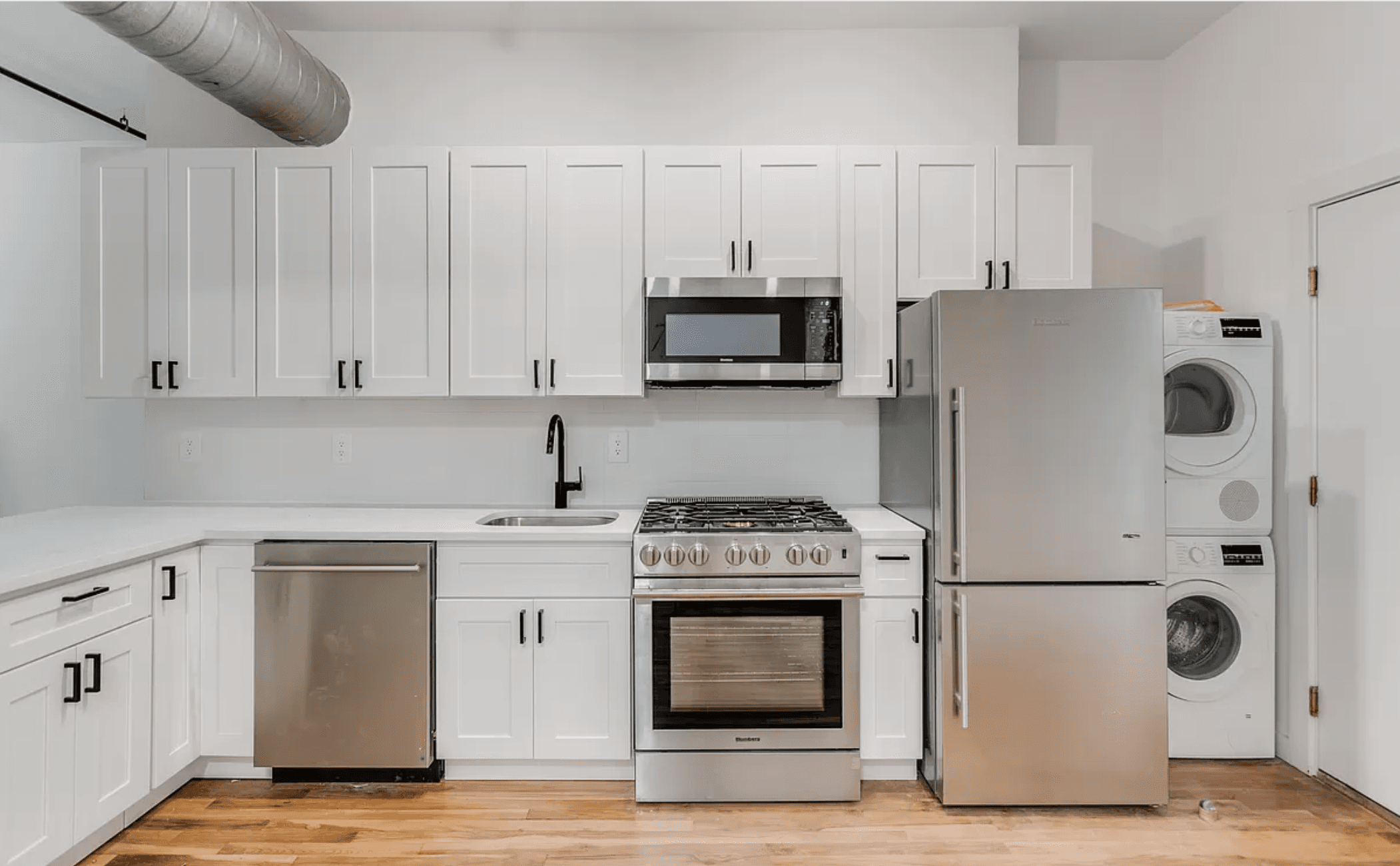 Open 3 Bedroom 2 Bathroom Apartment located in Midtown Hoboken.  Laundry In Unit!  Central AC and Heat.  Private Backyard Area.